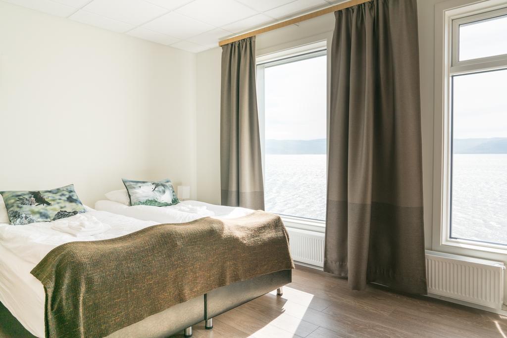 Hotel West Patreksfjordur Buitenkant foto