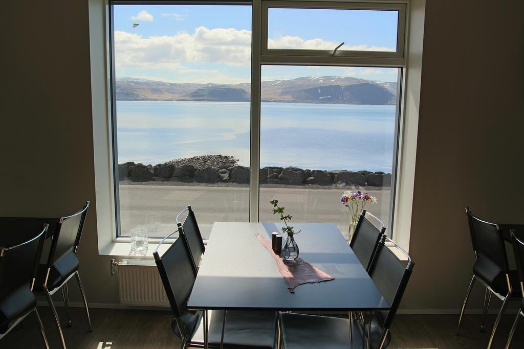 Hotel West Patreksfjordur Buitenkant foto